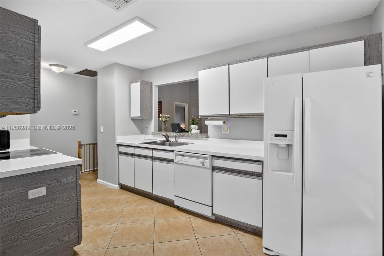 1145 NW 111th Ave, Plantation, FL 33322 Photo