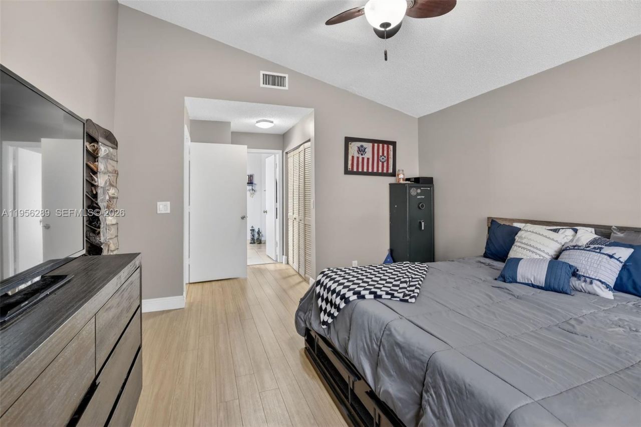 1145 NW 111th Ave, Plantation, FL 33322 Photo