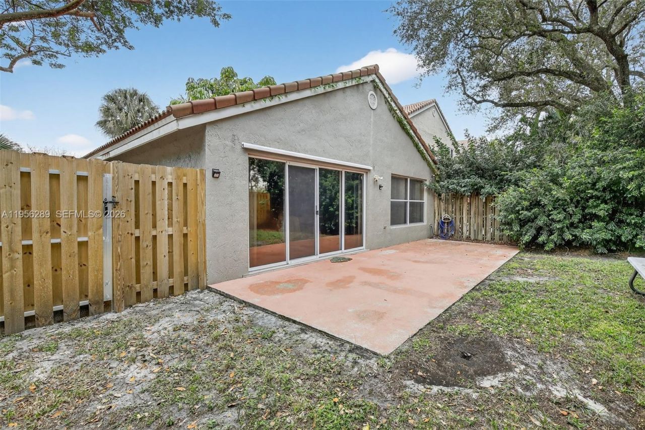 1145 NW 111th Ave, Plantation, FL 33322 Photo