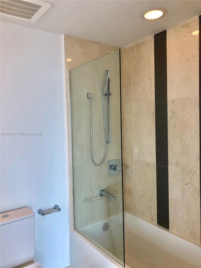 601 NE 27th St , Unit 801, Miami, FL 33137 Photo