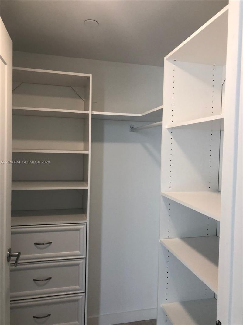 601 NE 27th St , Unit 801, Miami, FL 33137 Photo