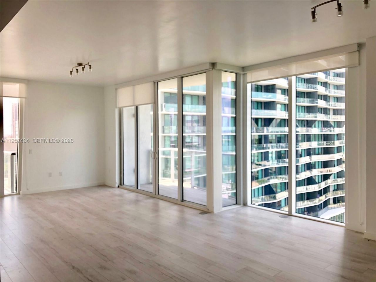 601 NE 27th St , Unit 801, Miami, FL 33137 Photo