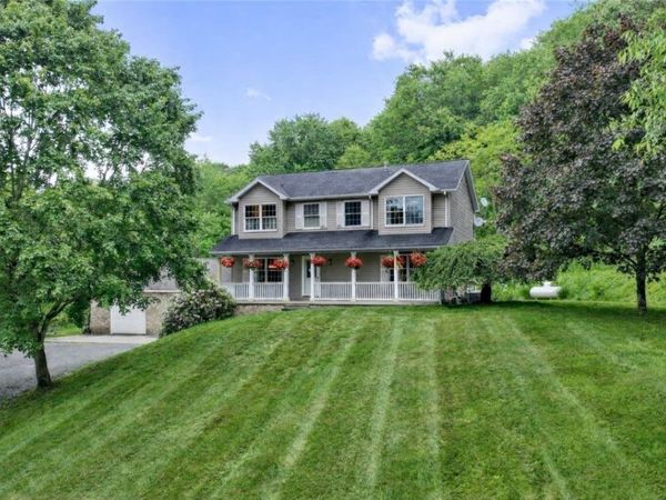 565 Leeper Rd, Georgetown, PA 15043