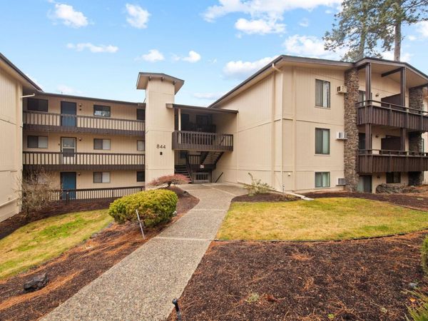 844 W Cliff Dr, Spokane, WA 99201