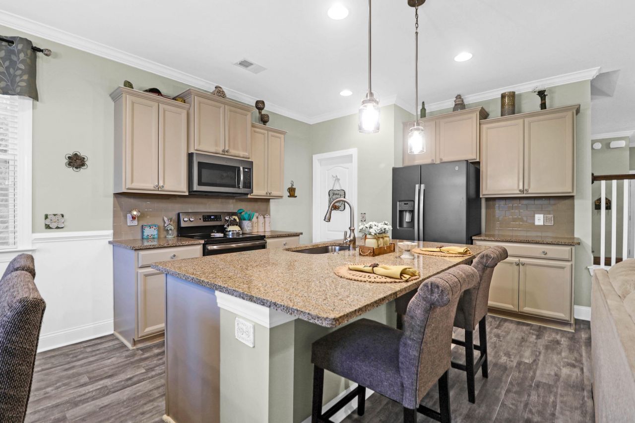 4151 Rigsby Lane Photo 11