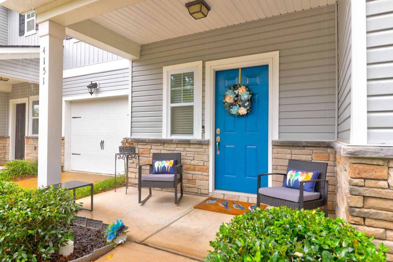 4151 Rigsby Lane Photo 3