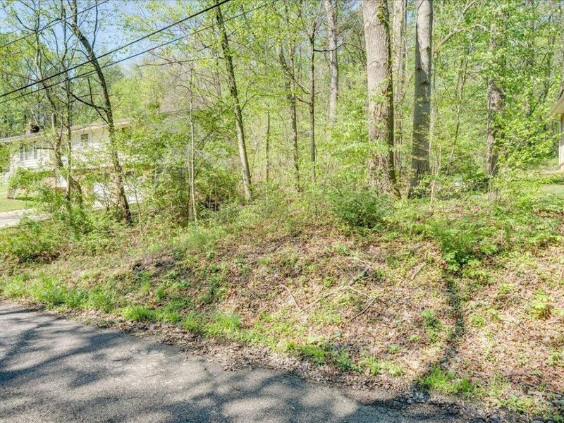 593 Ross Road SE, Lancaster, OH 43130 Photo 2