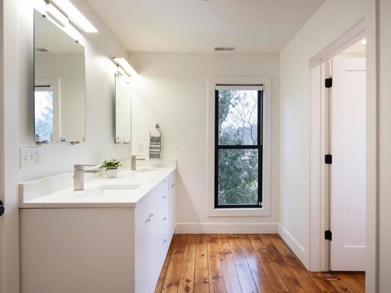 442 E Broadway, Granville, OH 43023 Photo 39