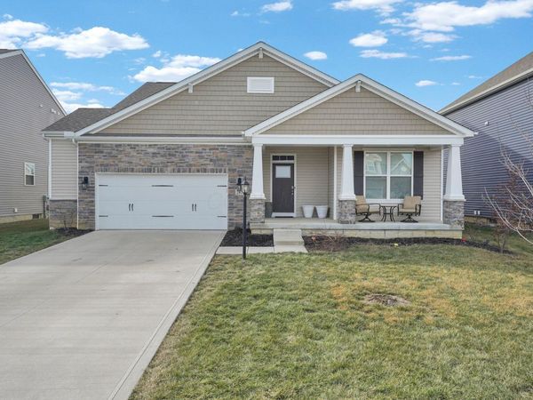 297 Mahogany Lane, Commercial Point, OH 43116