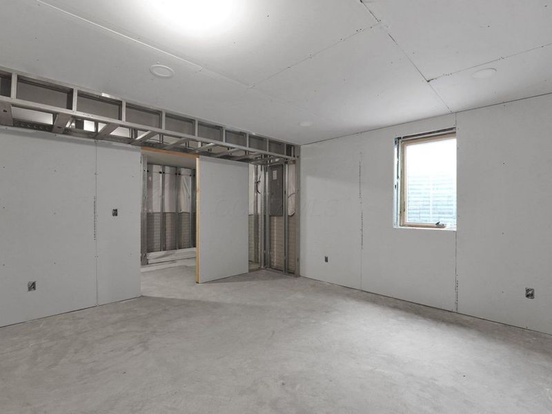 297 Mahogany Lane, Commercial Point, OH 43116 Photo 25