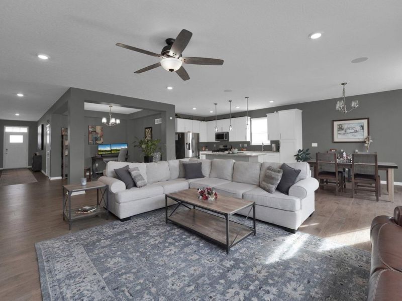 297 Mahogany Lane, Commercial Point, OH 43116 Photo 8