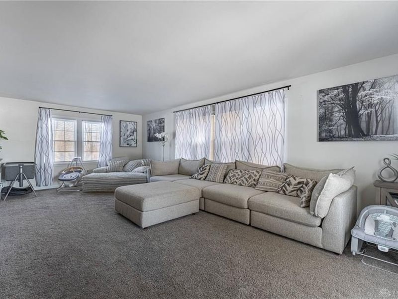 5401 Hillgrove Avenue, Clayton, OH 45415 Photo 3