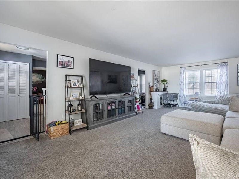 5401 Hillgrove Avenue, Clayton, OH 45415 Photo 5