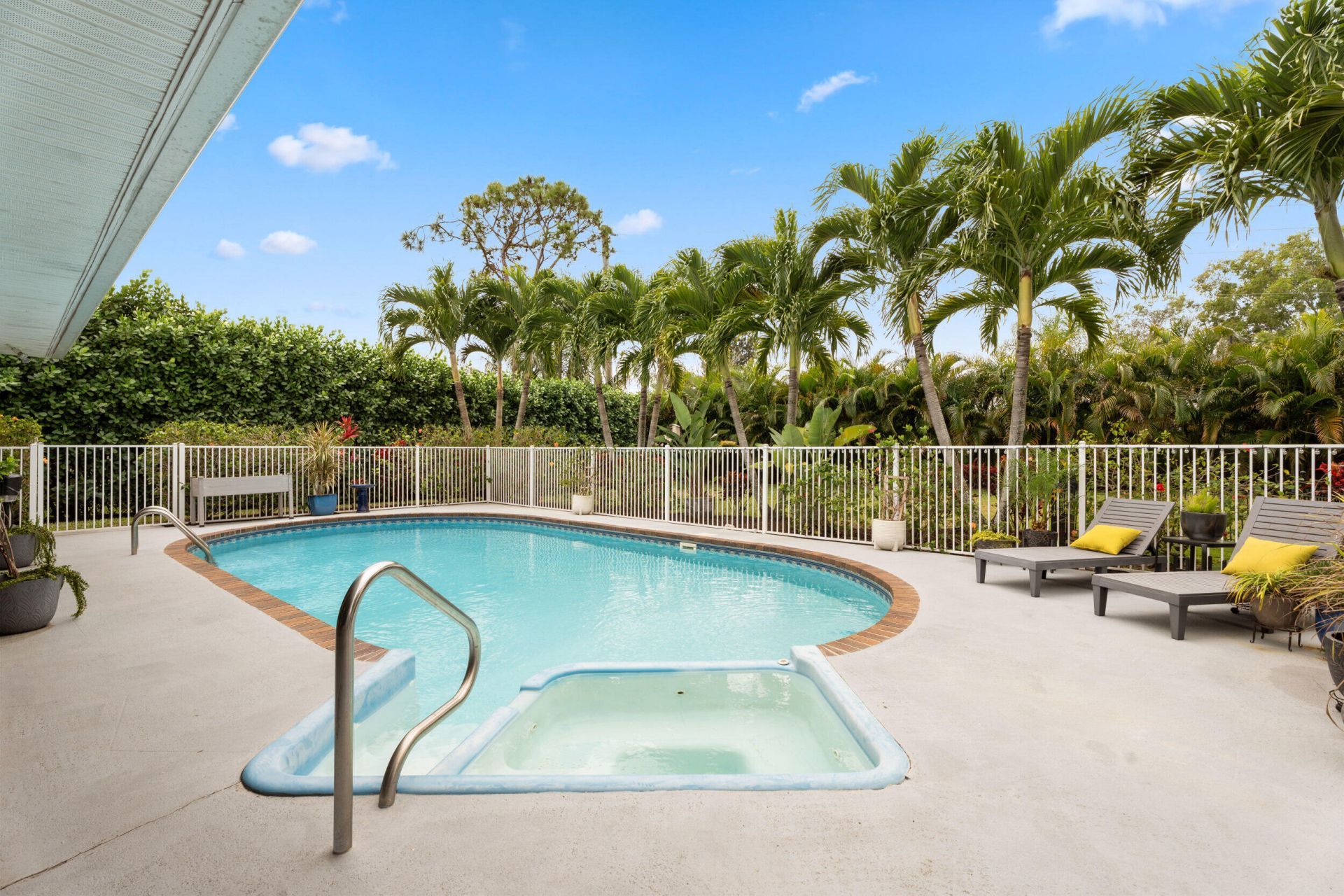 3952 SE Fairway W, Stuart, FL 34997 Photo