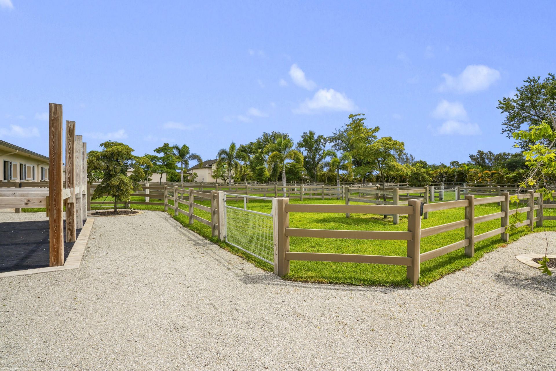 16219 Hollow Tree Lane, Wellington, FL 33470 Photo