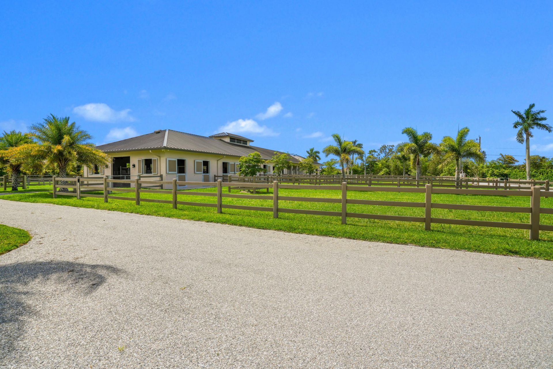 16219 Hollow Tree Lane, Wellington, FL 33470 Photo
