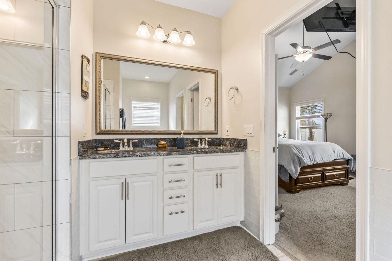 131 Crabapple Dr. Photo 26