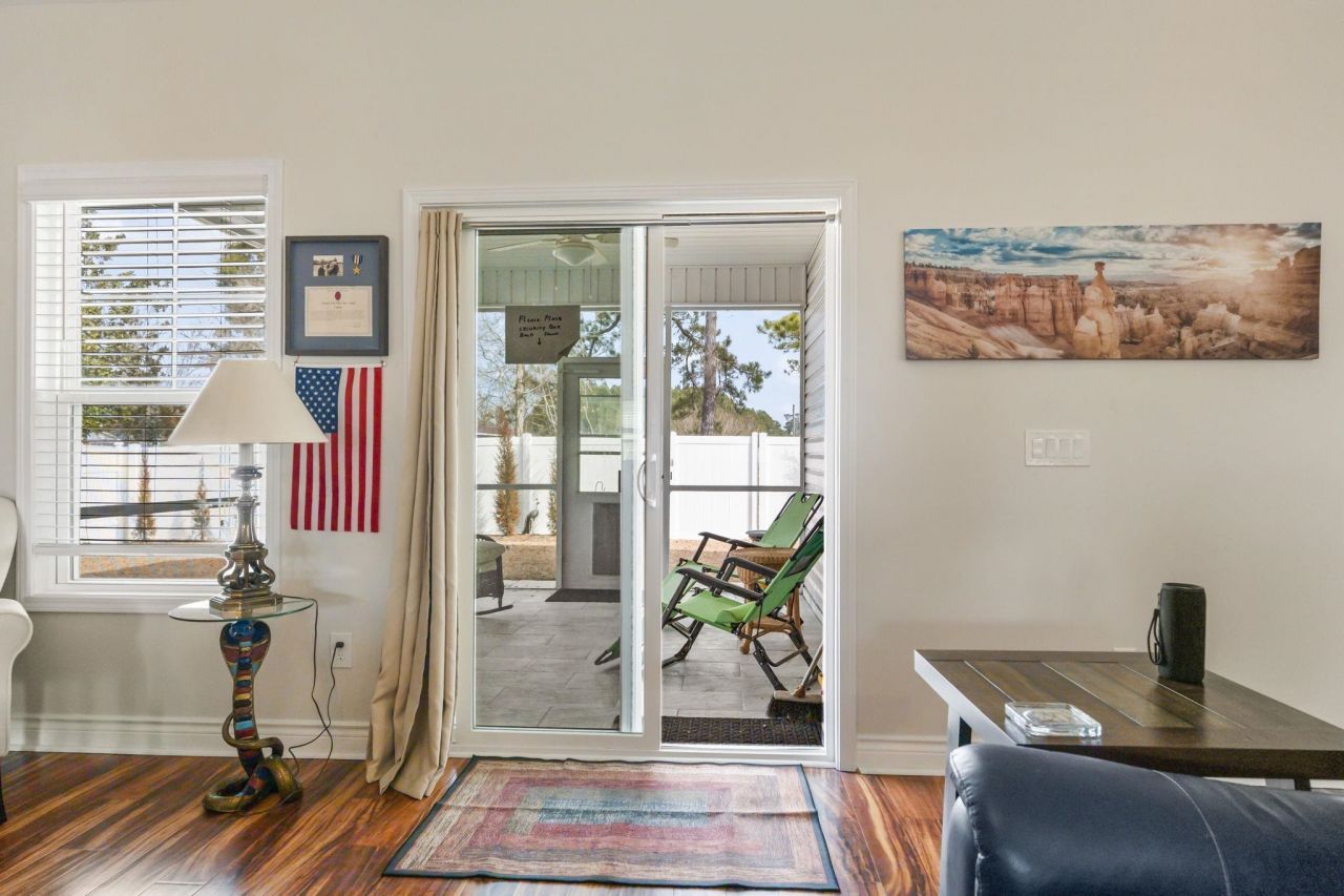 131 Crabapple Dr. Photo 27