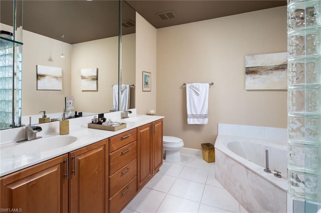 450 10th Ave S, Naples, FL 34102 Photo