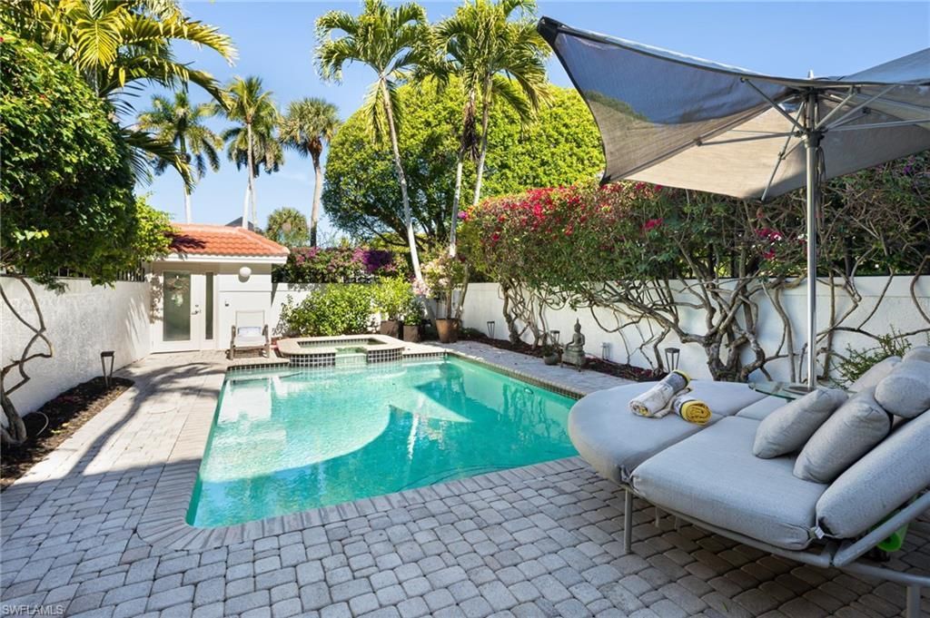 450 10th Ave S, Naples, FL 34102 Photo