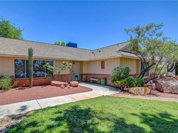 1705 Westwind Road, Las Vegas, NV 89146