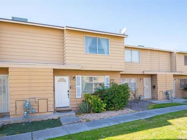 582 Blue Lagoon Drive, Las Vegas, NV 89110