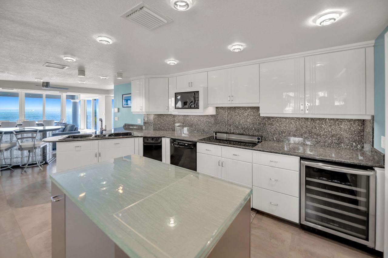 251 S Ocean Shores Drive, Key Largo, FL 33037 Photo