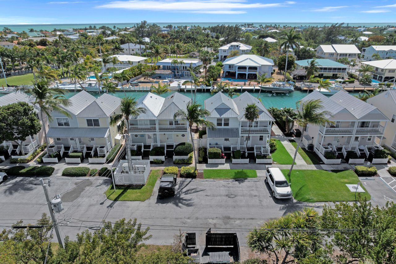 7028 Harbor Village Drive, Duck, FL 33050 Photo