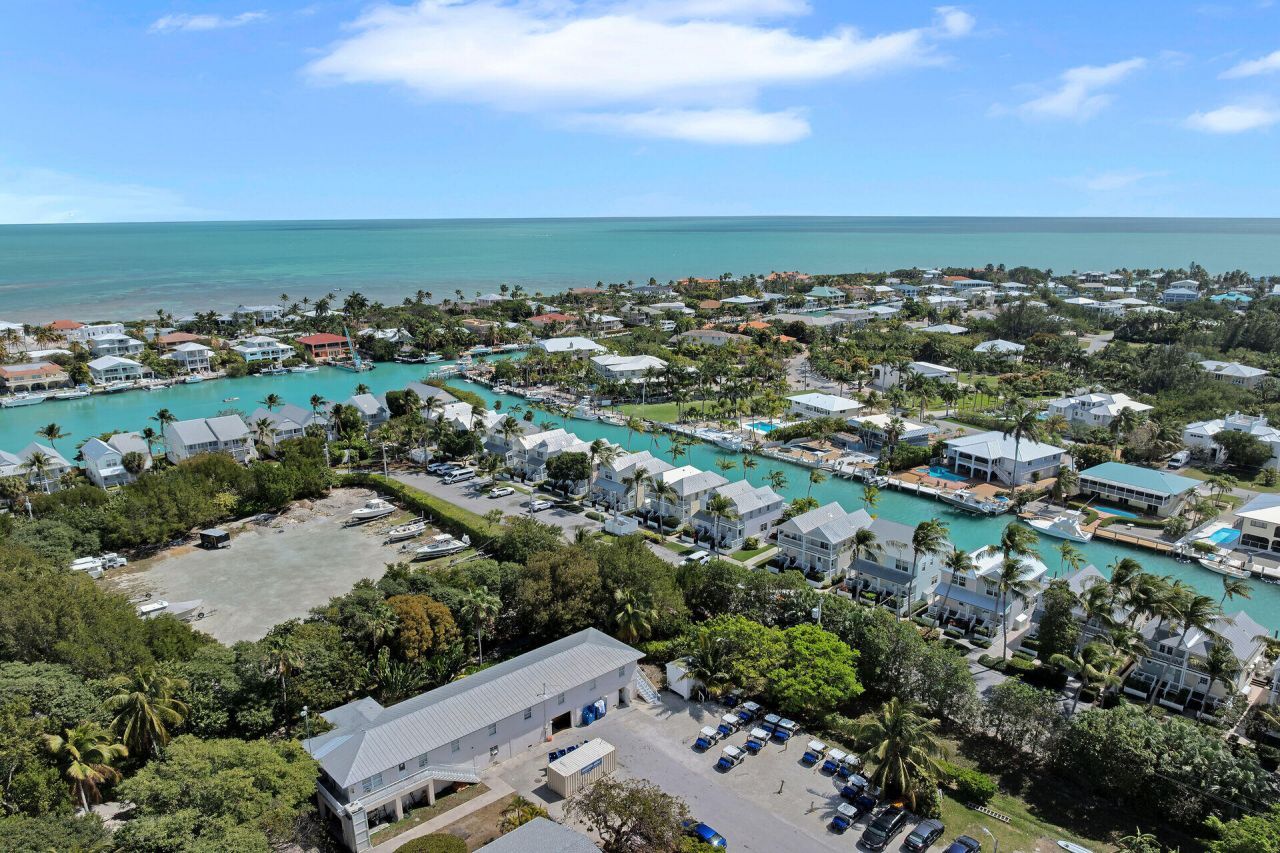 7028 Harbor Village Drive, Duck, FL 33050 Photo