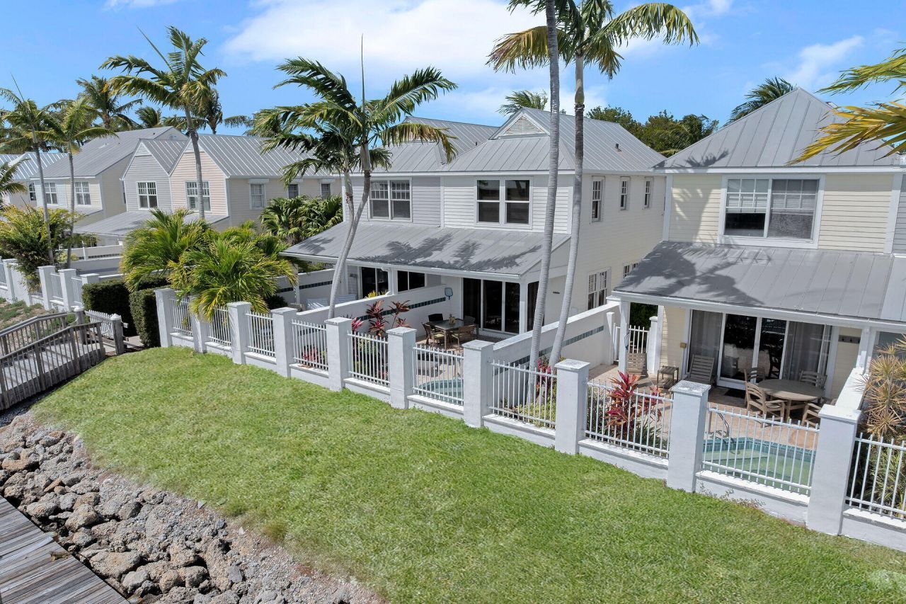 7028 Harbor Village Drive, Duck, FL 33050 Photo