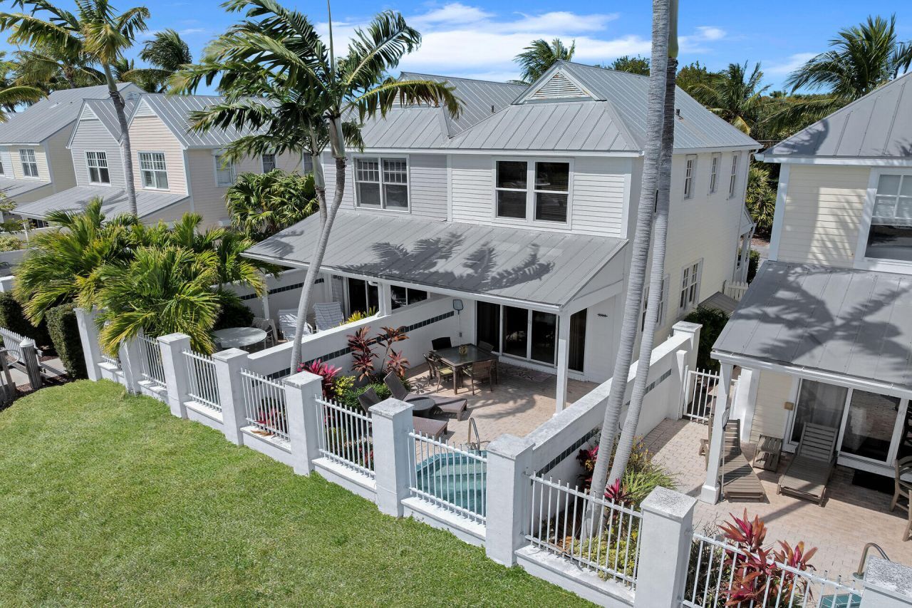 7028 Harbor Village Drive, Duck, FL 33050 Photo