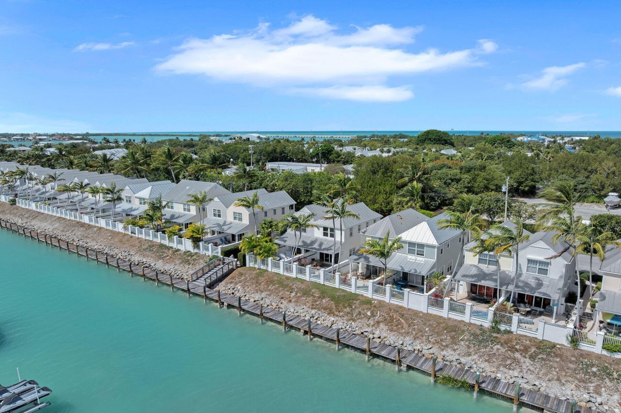 7028 Harbor Village Drive, Duck, FL 33050 Photo