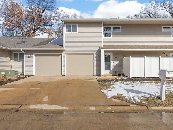716 East Post Court SE, Cedar Rapids, IA 52403