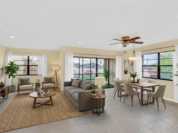 2050 Oleander Boulevard, Unit 301, Fort Pierce, FL 34950