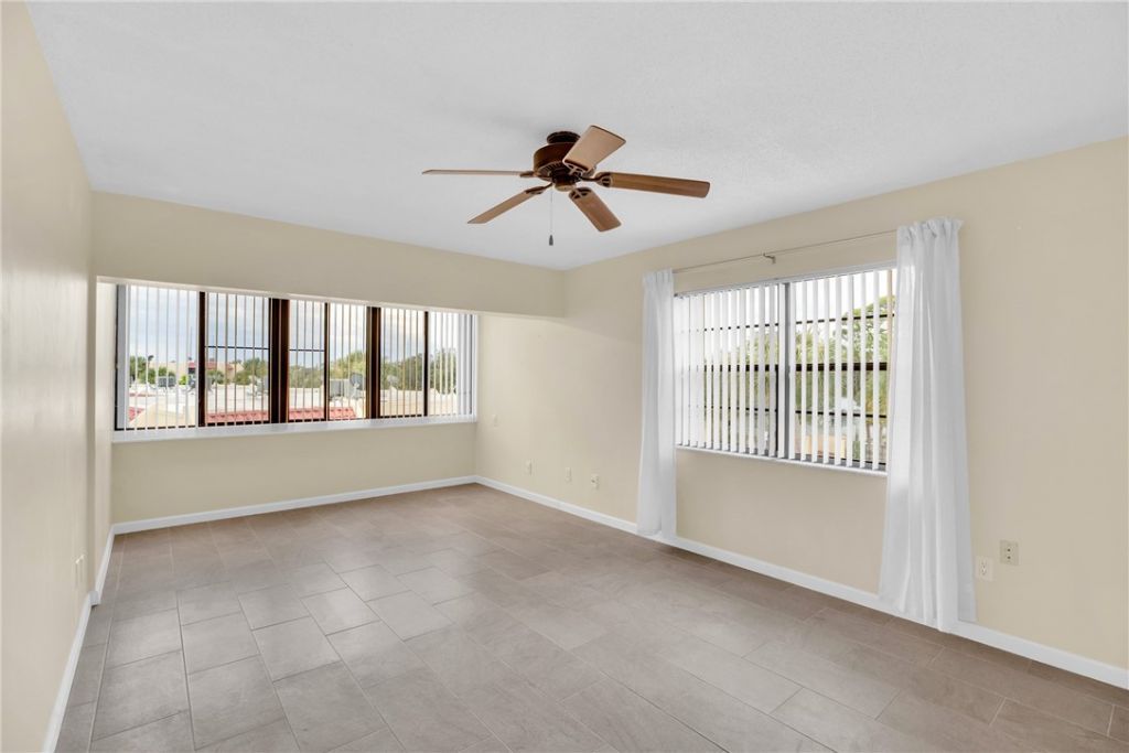 2050 Oleander Boulevard, Unit 5-301, Fort Pierce, FL 34950 Photo