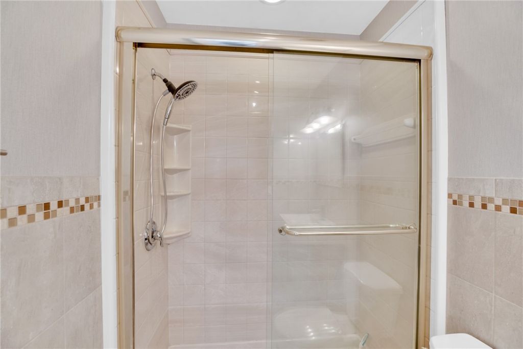 2050 Oleander Boulevard, Unit 301, Fort Pierce, FL 34950 Photo