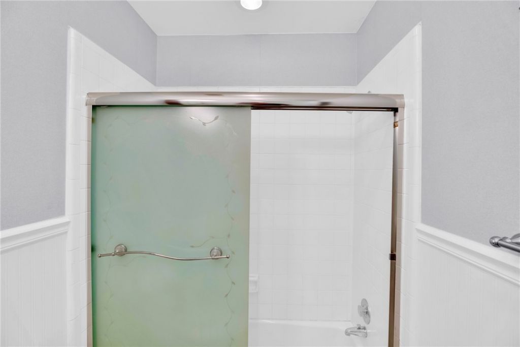 2050 Oleander Boulevard, Unit 301, Fort Pierce, FL 34950 Photo