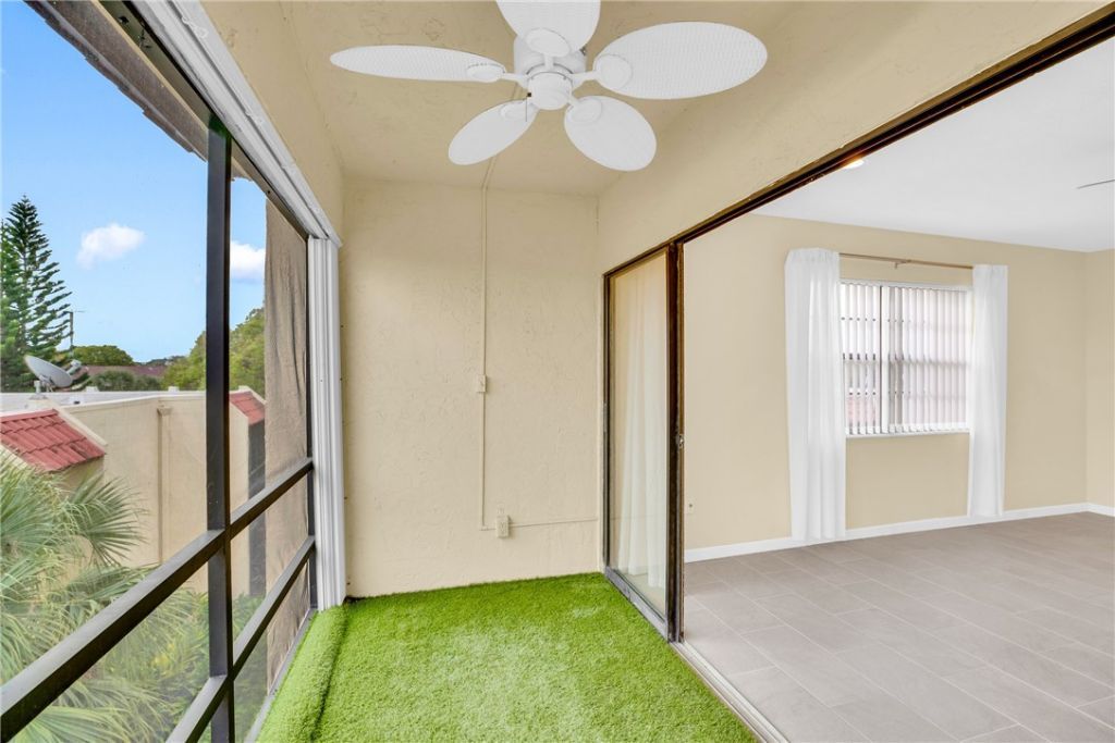 2050 Oleander Boulevard, Unit 301, Fort Pierce, FL 34950 Photo