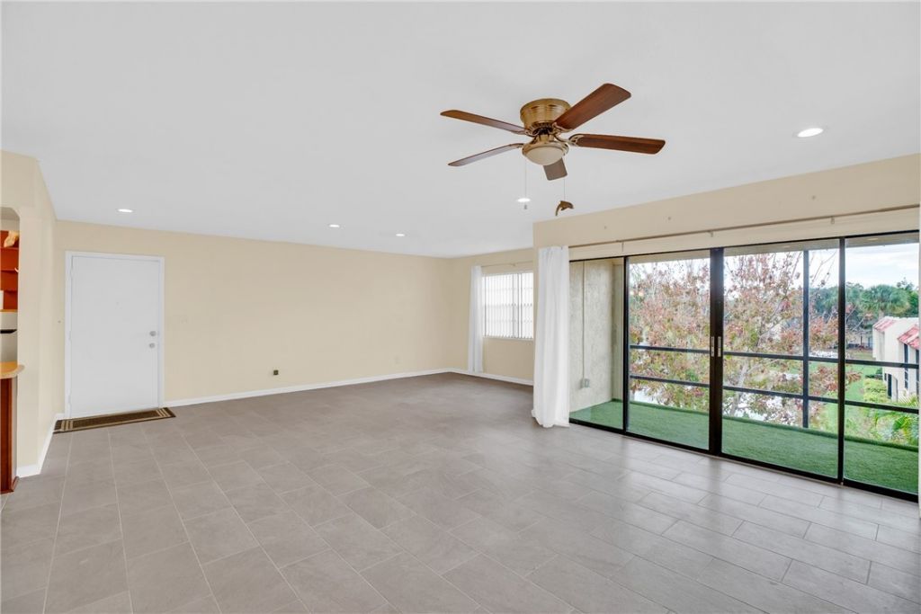 2050 Oleander Boulevard, Unit 5-301, Fort Pierce, FL 34950 Photo