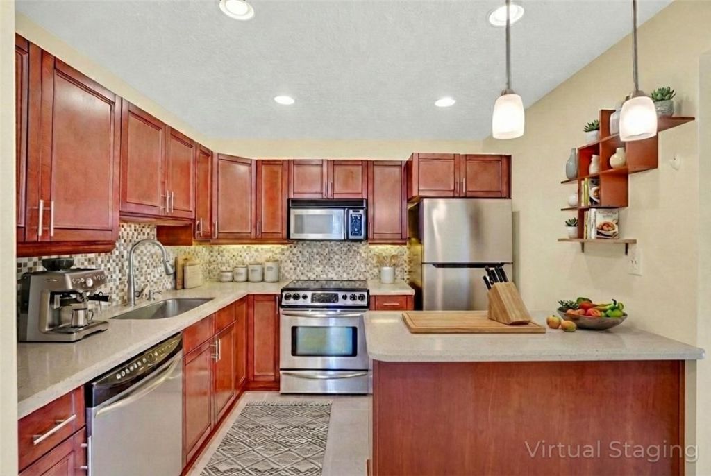 2050 Oleander Boulevard, Unit 301, Fort Pierce, FL 34950 Photo