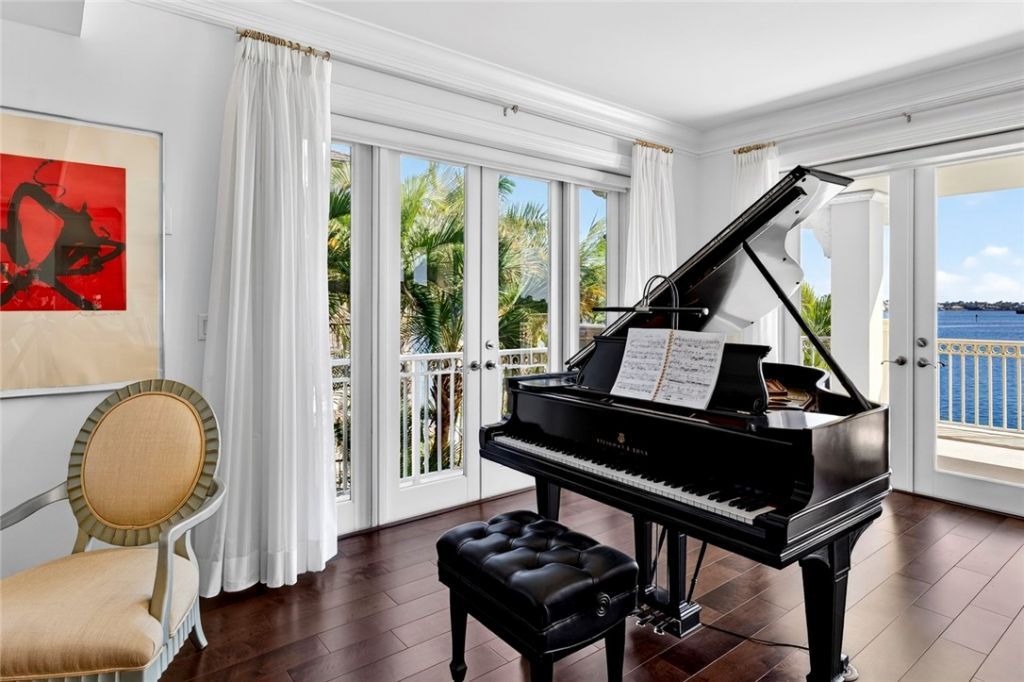 3 Royal Palm Point, Unit 2E, Vero Beach, FL 32960 Photo