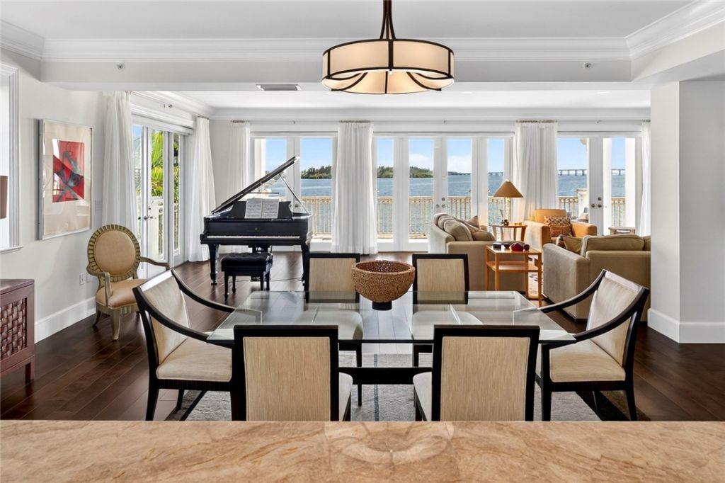 3 Royal Palm Point, Unit 2E, Vero Beach, FL 32960 Photo