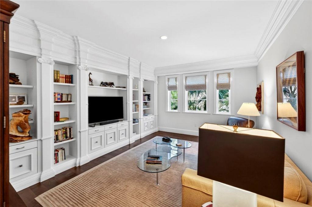 3 Royal Palm Point, Unit 2E, Vero Beach, FL 32960 Photo