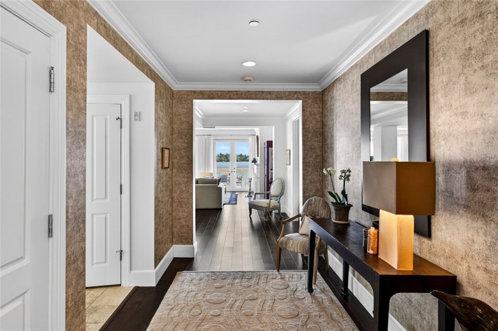 3 Royal Palm Point, Unit 2E, Vero Beach, FL 32960 Photo