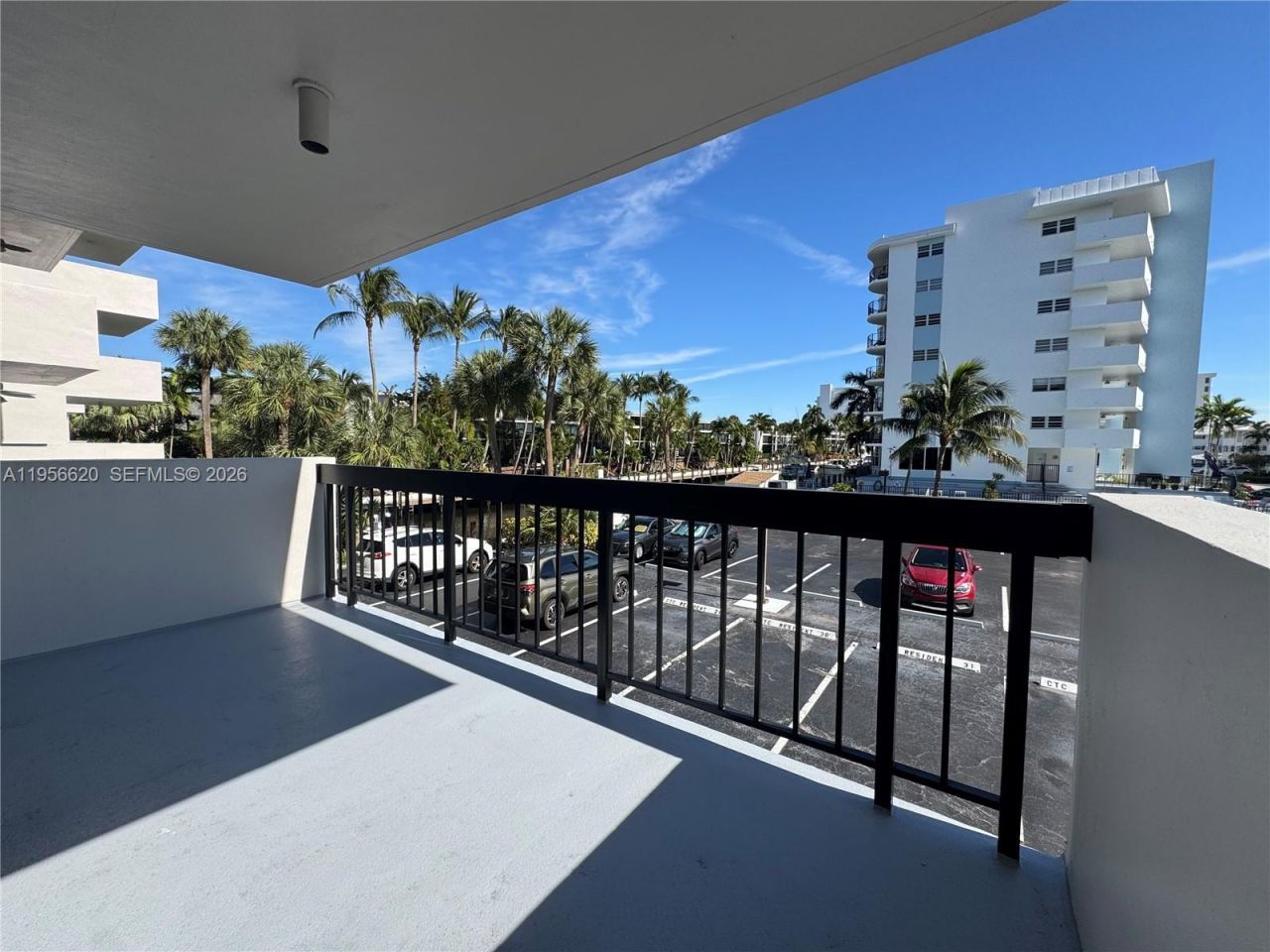 4800 Bayview Dr , Unit 206, Fort Lauderdale, FL 33308 Photo