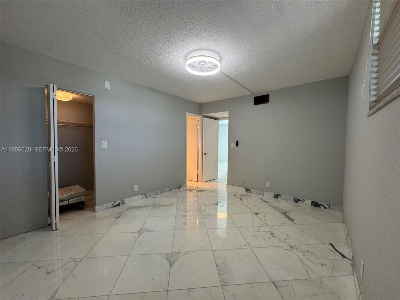 4800 Bayview Dr , Unit 206, Fort Lauderdale, FL 33308 Photo