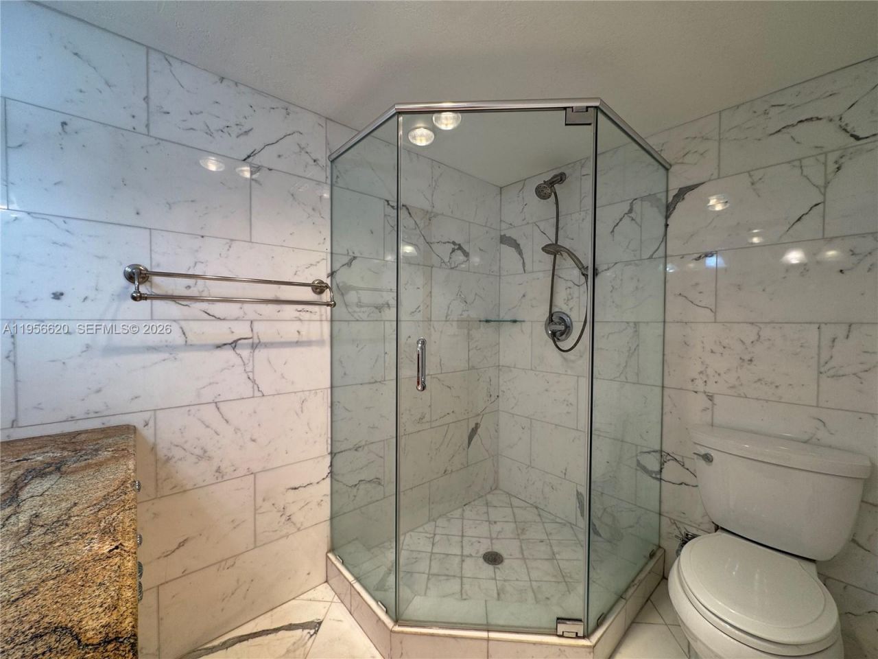 4800 Bayview Dr , Unit 206, Fort Lauderdale, FL 33308 Photo