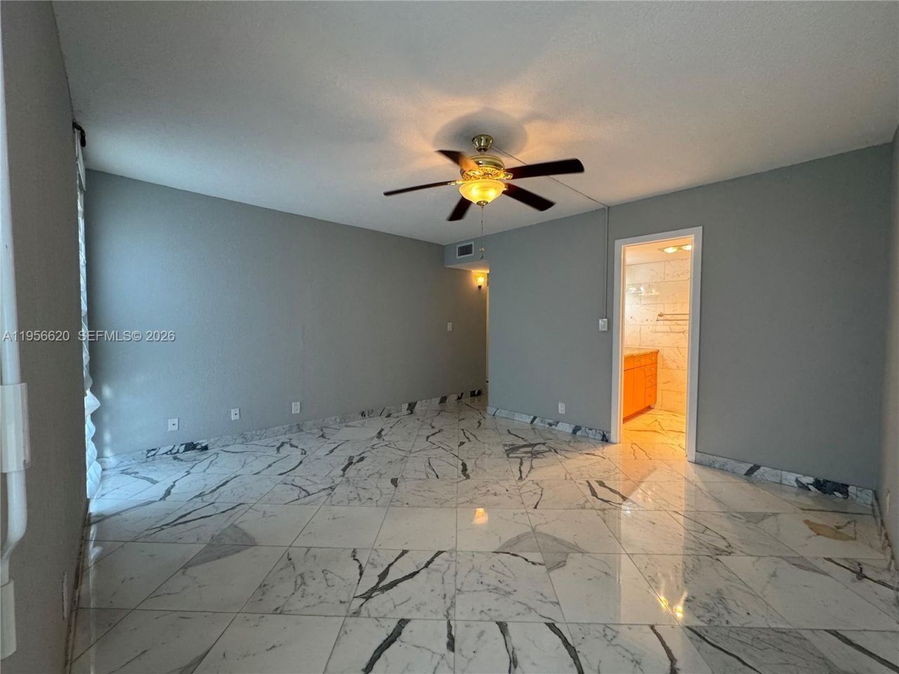 4800 Bayview Dr , Unit 206, Fort Lauderdale, FL 33308 Photo