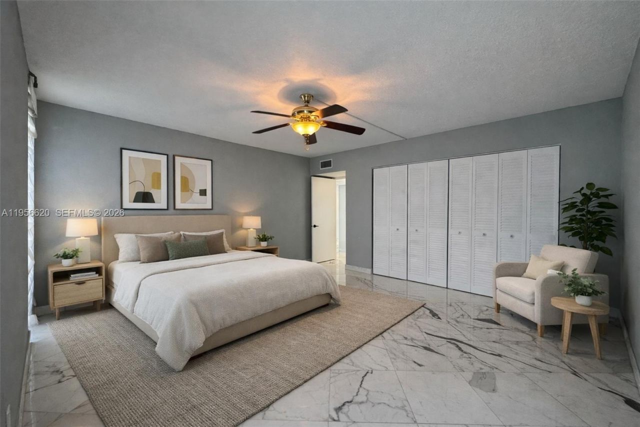 4800 Bayview Dr , Unit 206, Fort Lauderdale, FL 33308 Photo