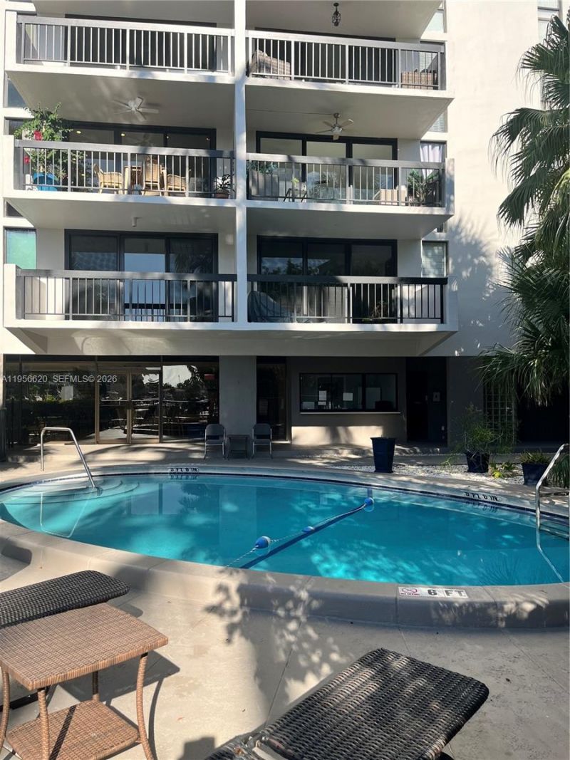 4800 Bayview Dr , Unit 206, Fort Lauderdale, FL 33308 Photo